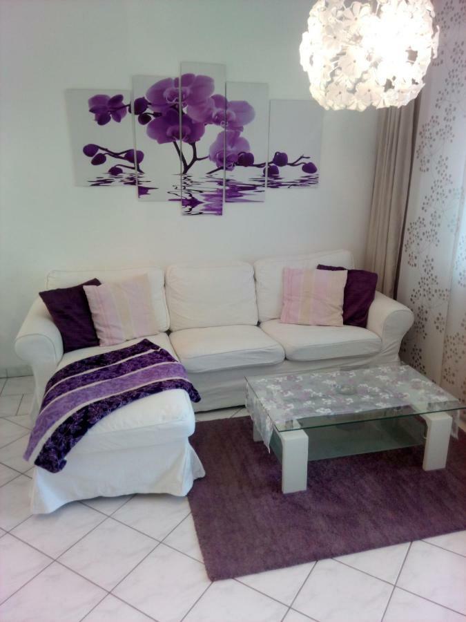 Orchidee Daire Wiener Neudorf Dış mekan fotoğraf